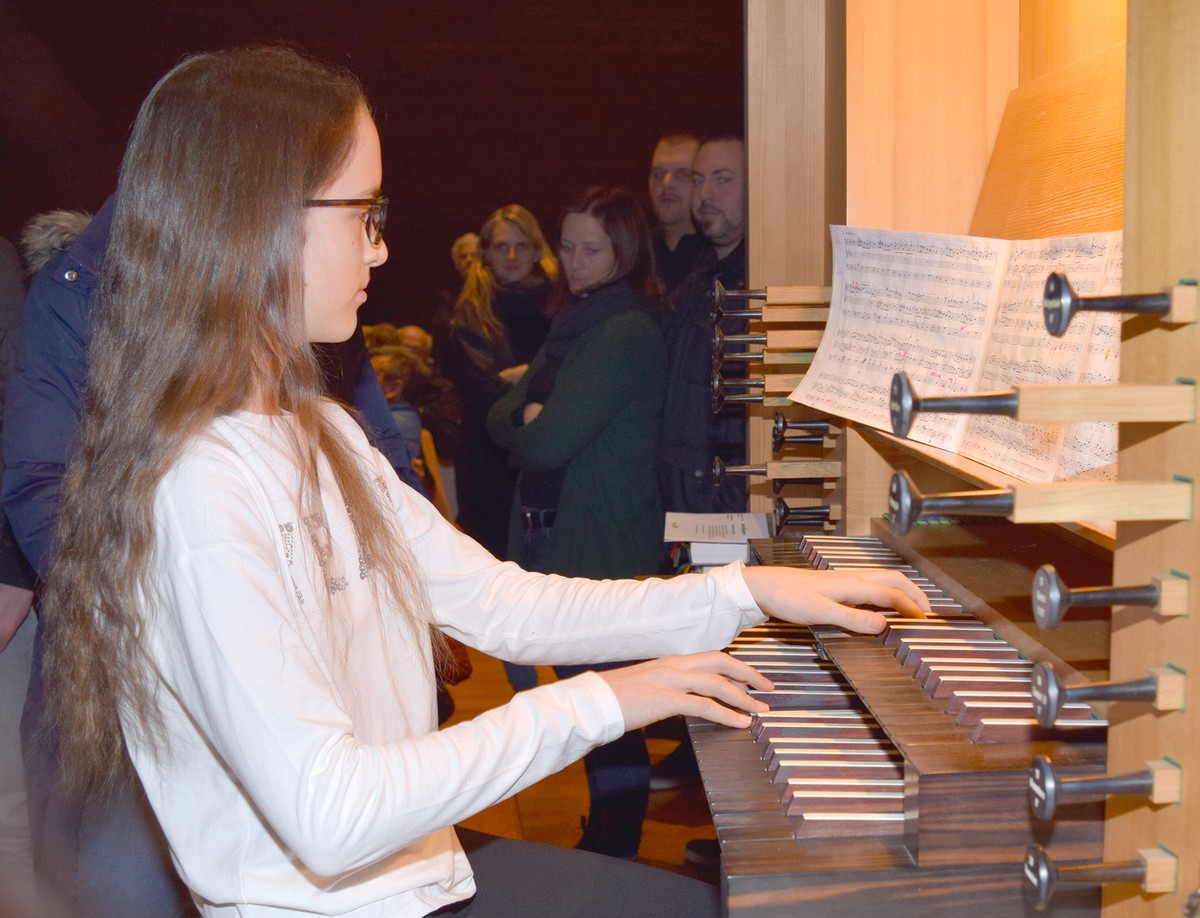 Eva Lechner ist Landessiegerin in Orgel und wird die Musikschule Rankweil-Vorderland beim Bundeswettbewerb „Prima la Musica“ vertreten. (© Musikschule Rankweil-Vorderland)