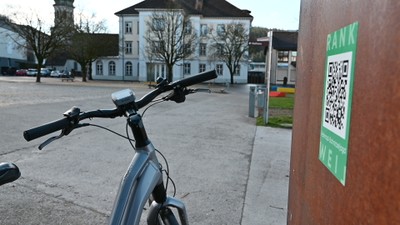 Fahrradschnitzeljagd mit Start am Marktplatz.JPG